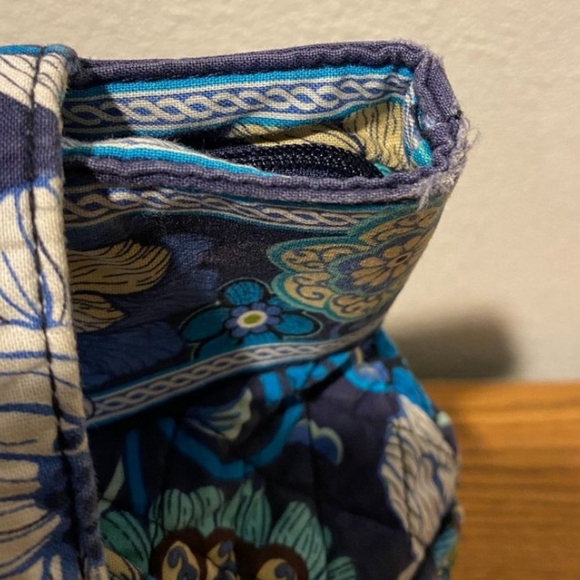 Vera Bradley Mod Floral Blue Hannah Quilted Handbag & Wallet - Picture 11 of 16